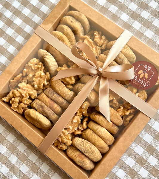 Dried Figs and Walnuts box